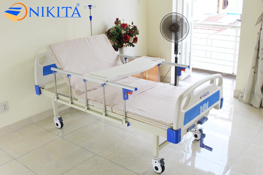 Giường cho người bệnh tai biến NIKITA DCN03